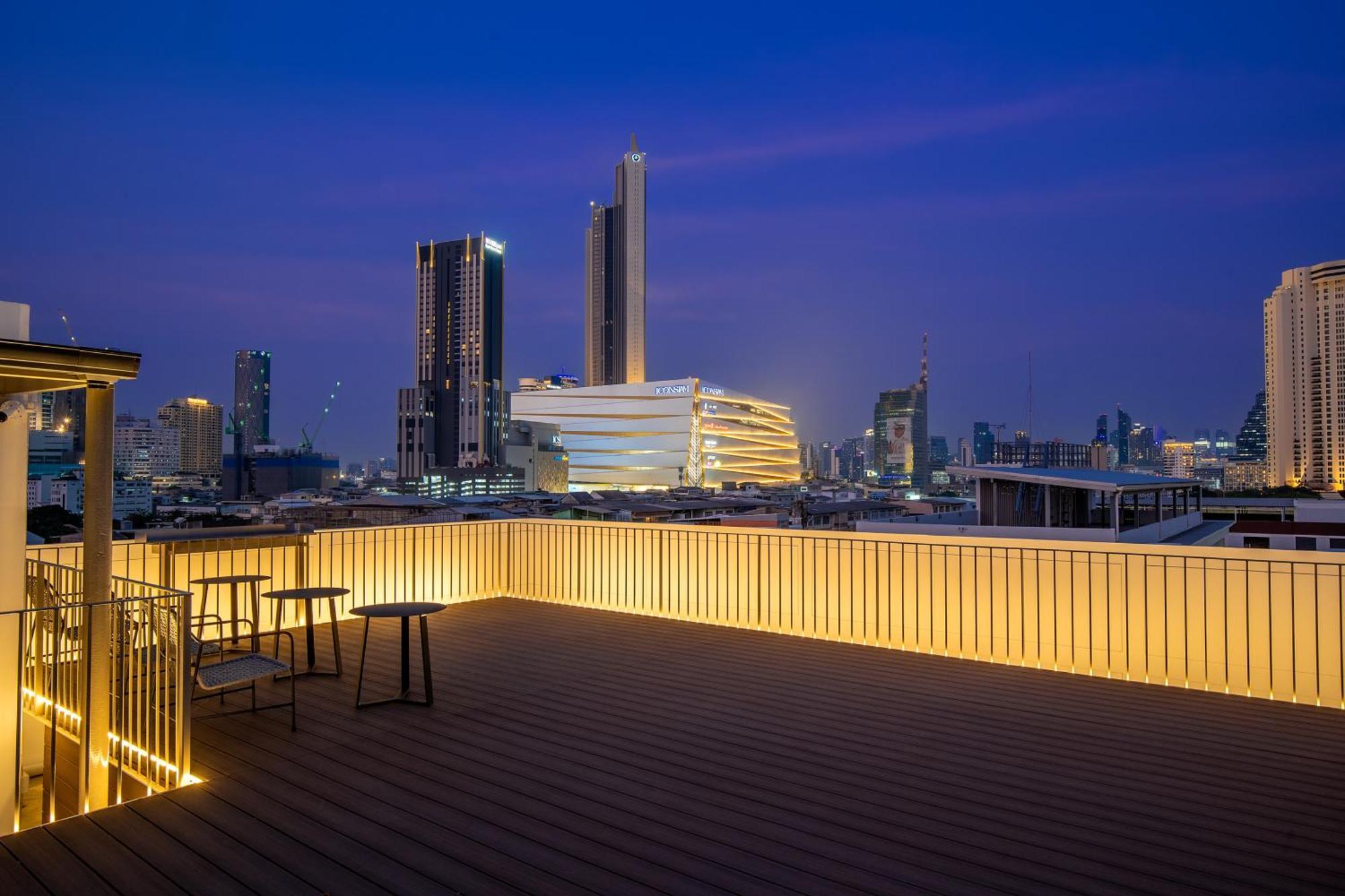 Saan Hotel Sathorn Bangkok Exterior foto