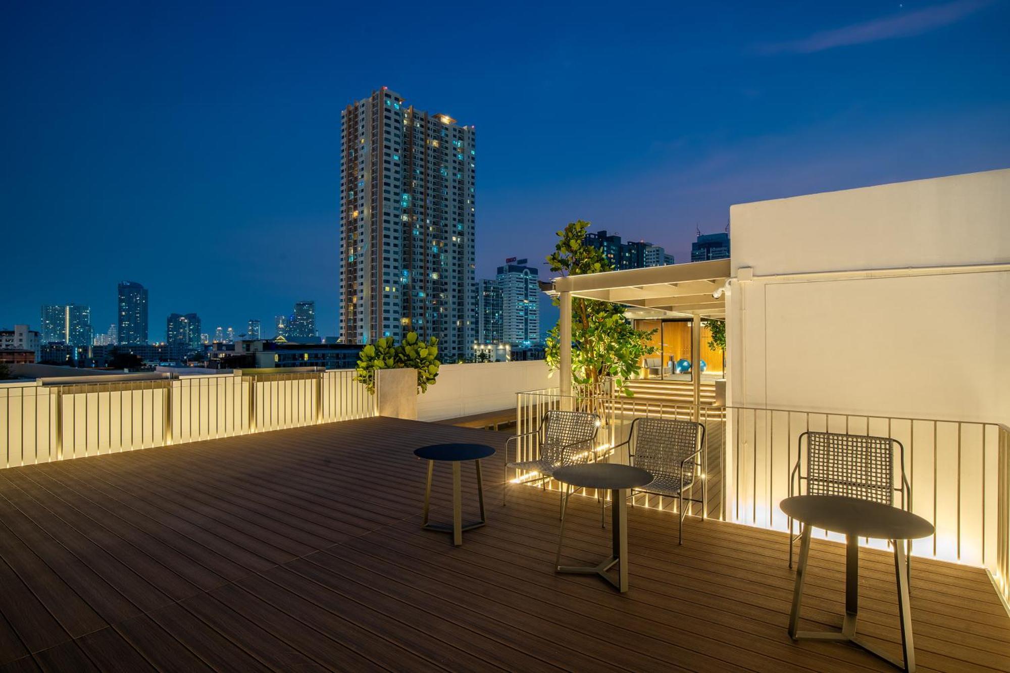 Saan Hotel Sathorn Bangkok Exterior foto